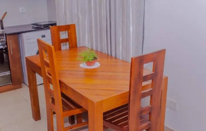Graceira Inn 니곰보 게스트하우스