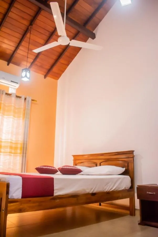 게스트하우스 Graceira Inn 니곰보