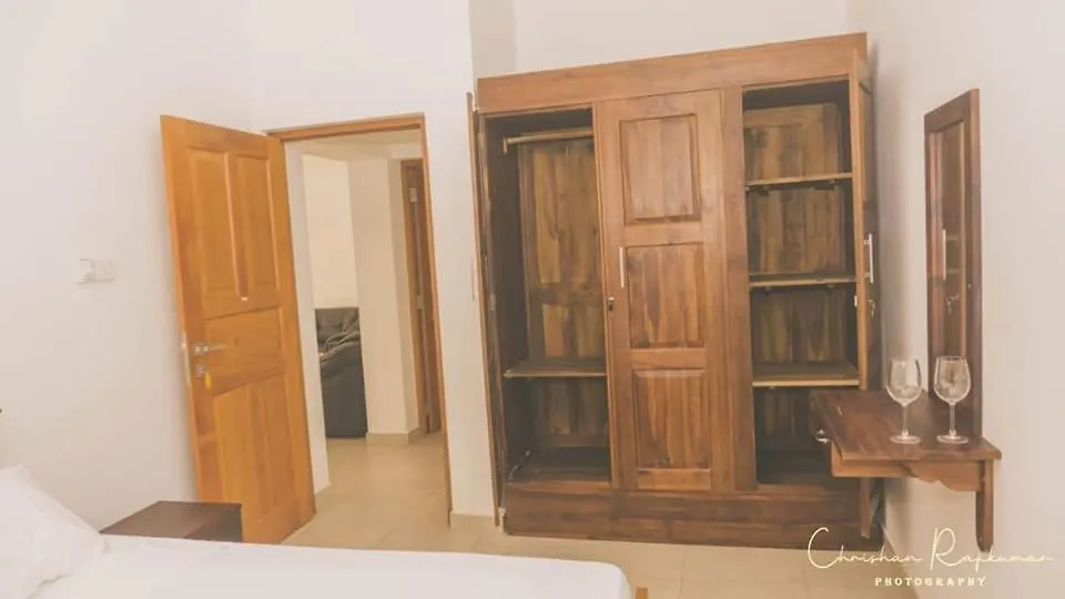 게스트하우스 Graceira Inn 니곰보